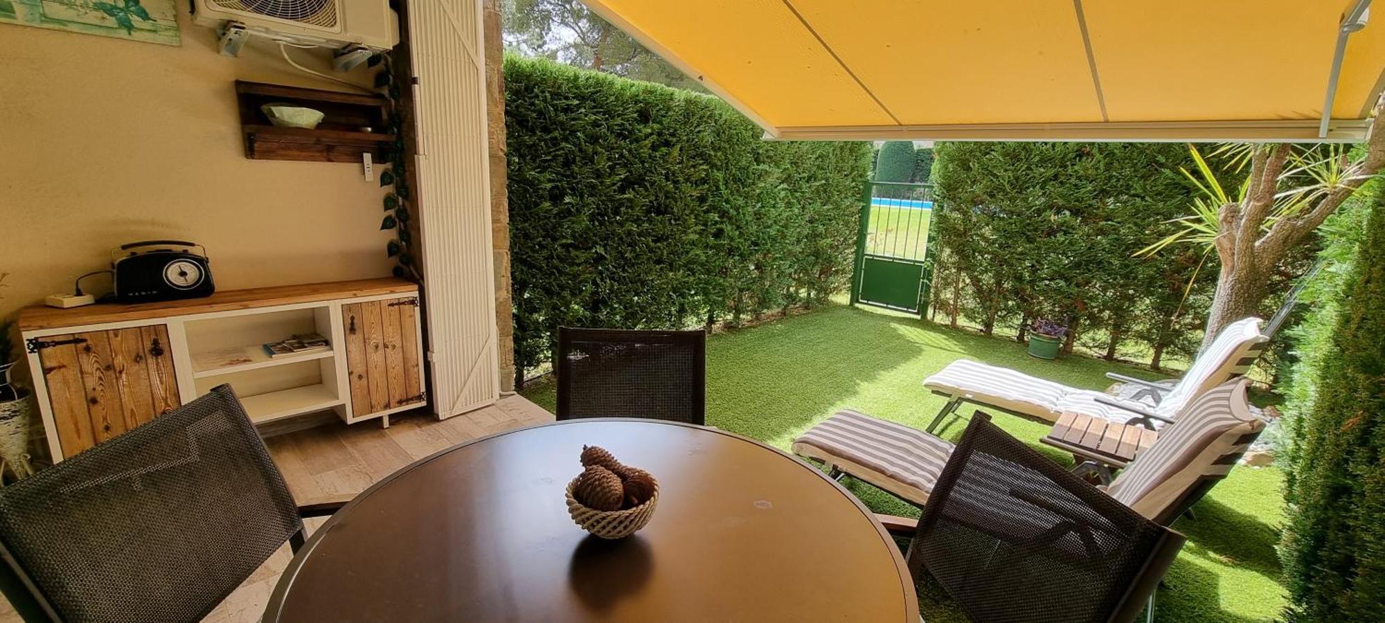 דירות ס'אגארו Vidabrava Sagaro Garden, Jardin Privado, Piscina, 150 M Playa מראה חיצוני תמונה